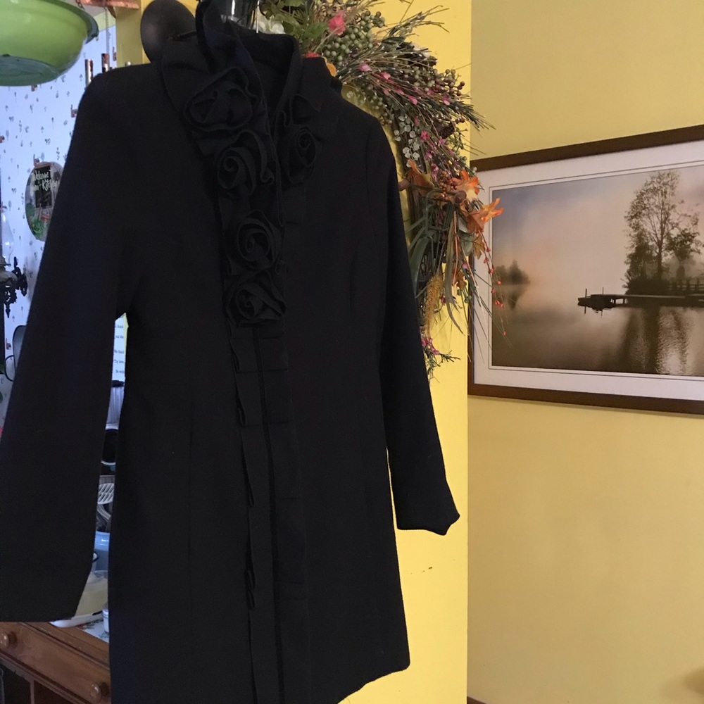 Coat - Picture 6 of 8